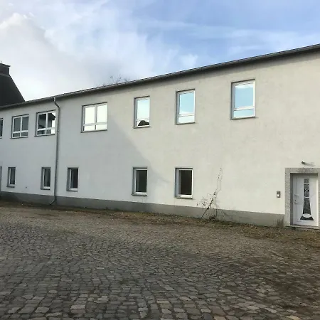 Apartment Am Bahnhof *